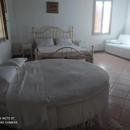 La Rosa Selvatica Bed and Breakfast Ravarino Esterno foto